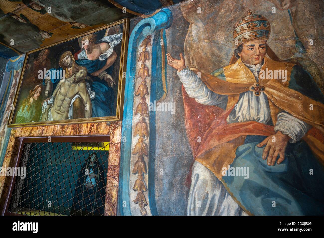 Fresques dans le Sanctuaire de la Scala Santa, Campli, province de Teramo, Abruzzes, Italie. Banque D'Images