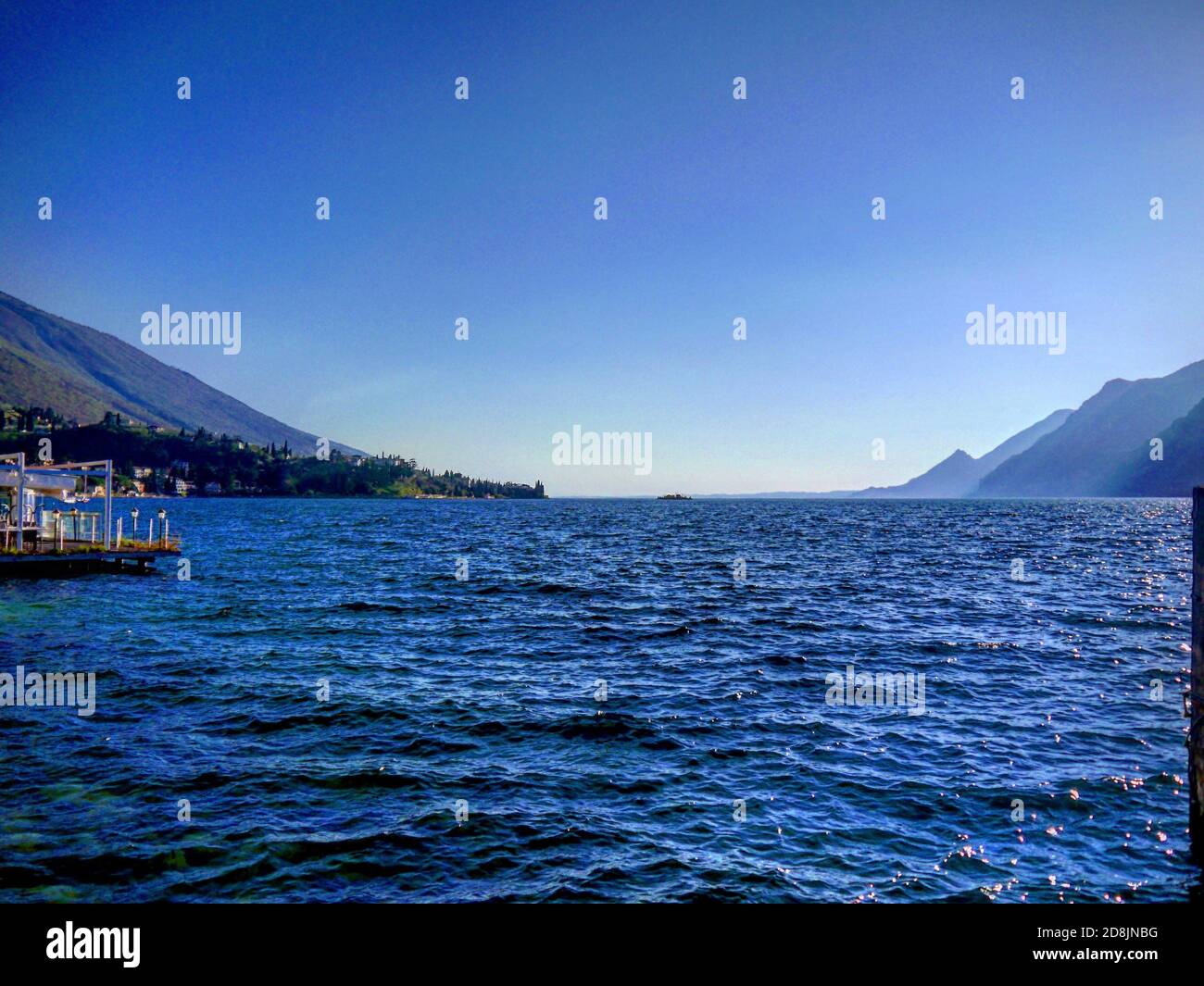 Heure de printemps au lac de Garde, Italie Banque D'Images