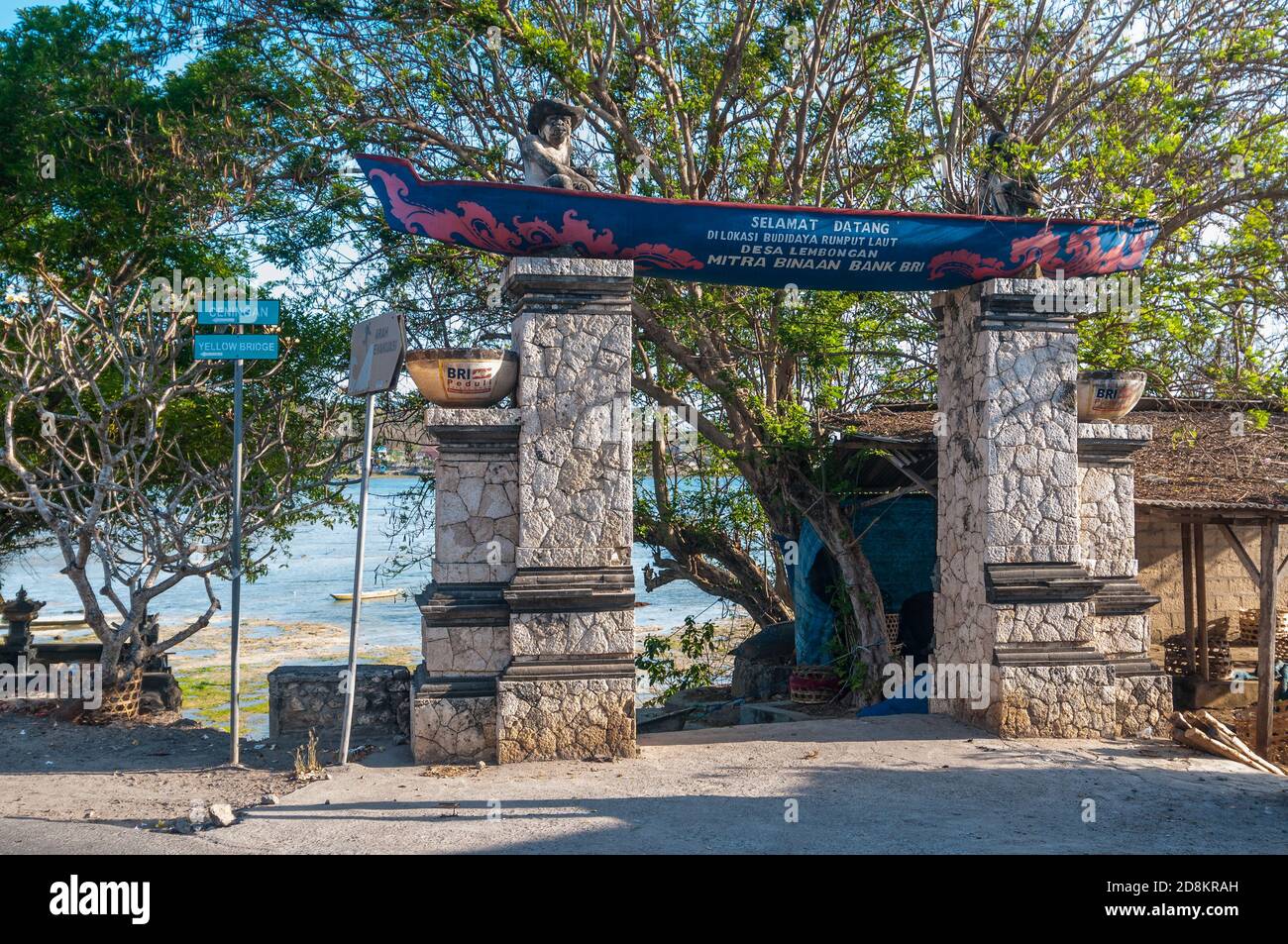 welcom à bord unique de Bank Brri à des partenaires favorisés, entrée à la plage, Nusa Lembongan, Bali, Indonésie Banque D'Images