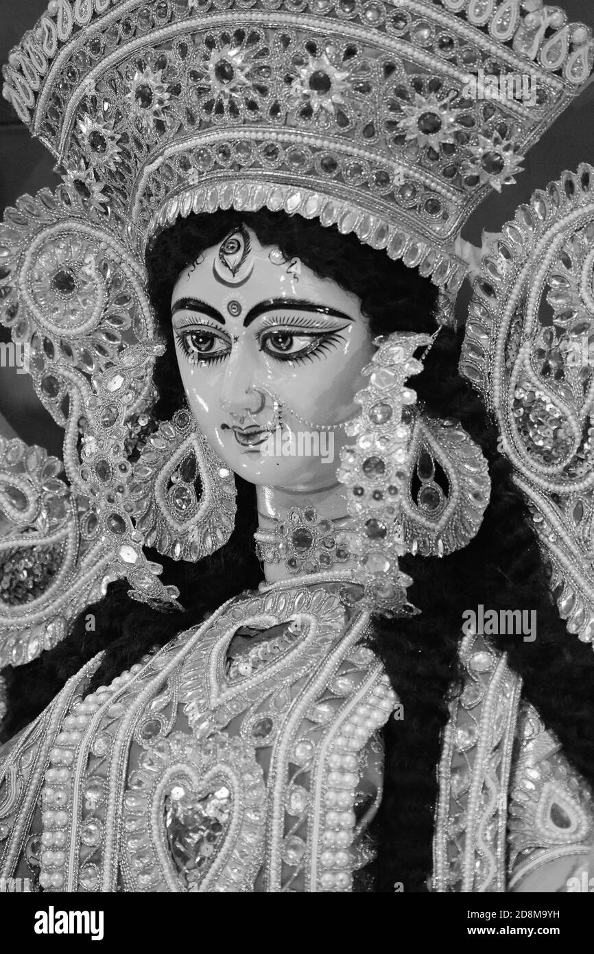 Idole de la déesse hindoue Durga en monochrome Banque D'Images