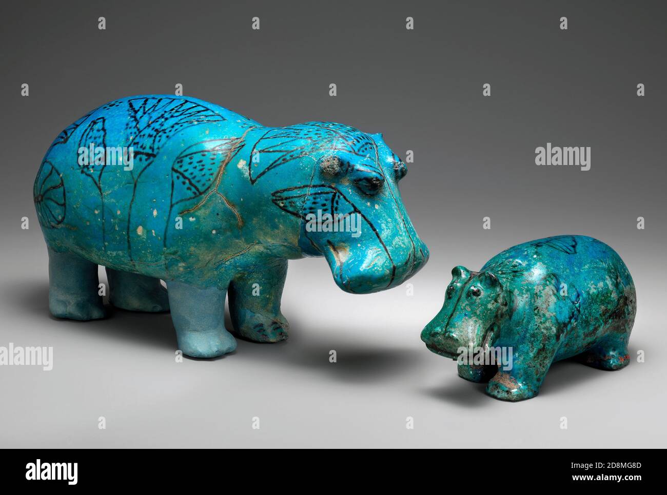 Deux statuette de fayence moyenne Royaume de l'hippopotame du MET Musée d'Art de New York Banque D'Images