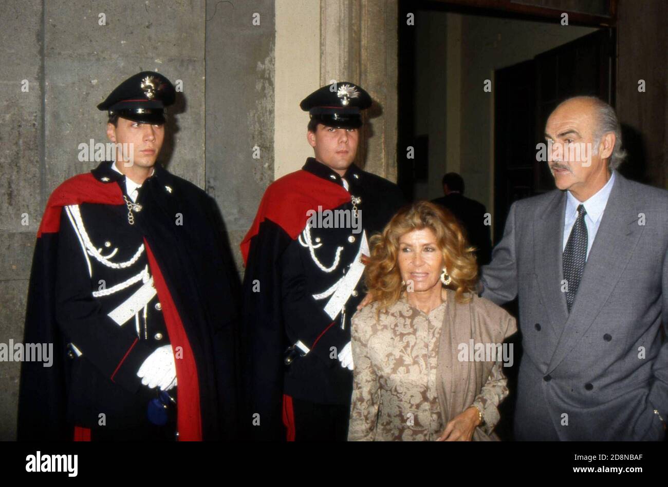 Photo Archive, Italie. 31 octobre 2020. SEAN CONNERY AVEC MICHELINE ÉPOUSE (ROME - 2007-05-13, Marcellinofoto/GIACOMINOFO) ps la photo peut être utilisée en respectant le contexte dans lequel elle a été prise, Et sans l'intention diffamatoire du décorum des personnes représentées (ARCHIVE DE PHOTOS - 2020-10-31, Marcellinofoto/GIACOMINOFO) p.s. la foto e' utilizzabile nel rispetto del contento in cui e' stata scattata, e senza intento Alamatoro del decoro delle one rapresentate photo Agency/Independent News Banque D'Images