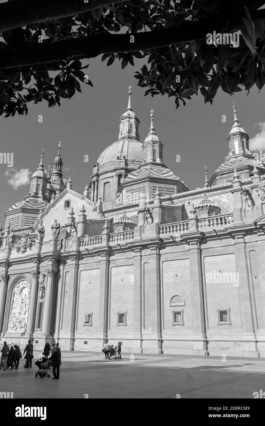 Saragosse - La Cathédrale Basilique del Pilar. Banque D'Images