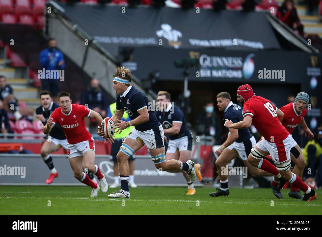 Llanelli, Royaume-Uni. 31 octobre 2020. Jamie Ritchie, d'Écosse, fait une pause. Match de championnat Guinness six Nations 2020, pays de Galles v Ecosse au Parc y Scarlets de Llanelli, pays de Galles du Sud, le samedi 31 octobre 2020. Cette image ne peut être utilisée qu'à des fins éditoriales. Usage éditorial seulement, photo par Andrew Orchard/Andrew Orchard sports photographie/Alamy Live News crédit: Andrew Orchard sports photographie/Alamy Live News Banque D'Images