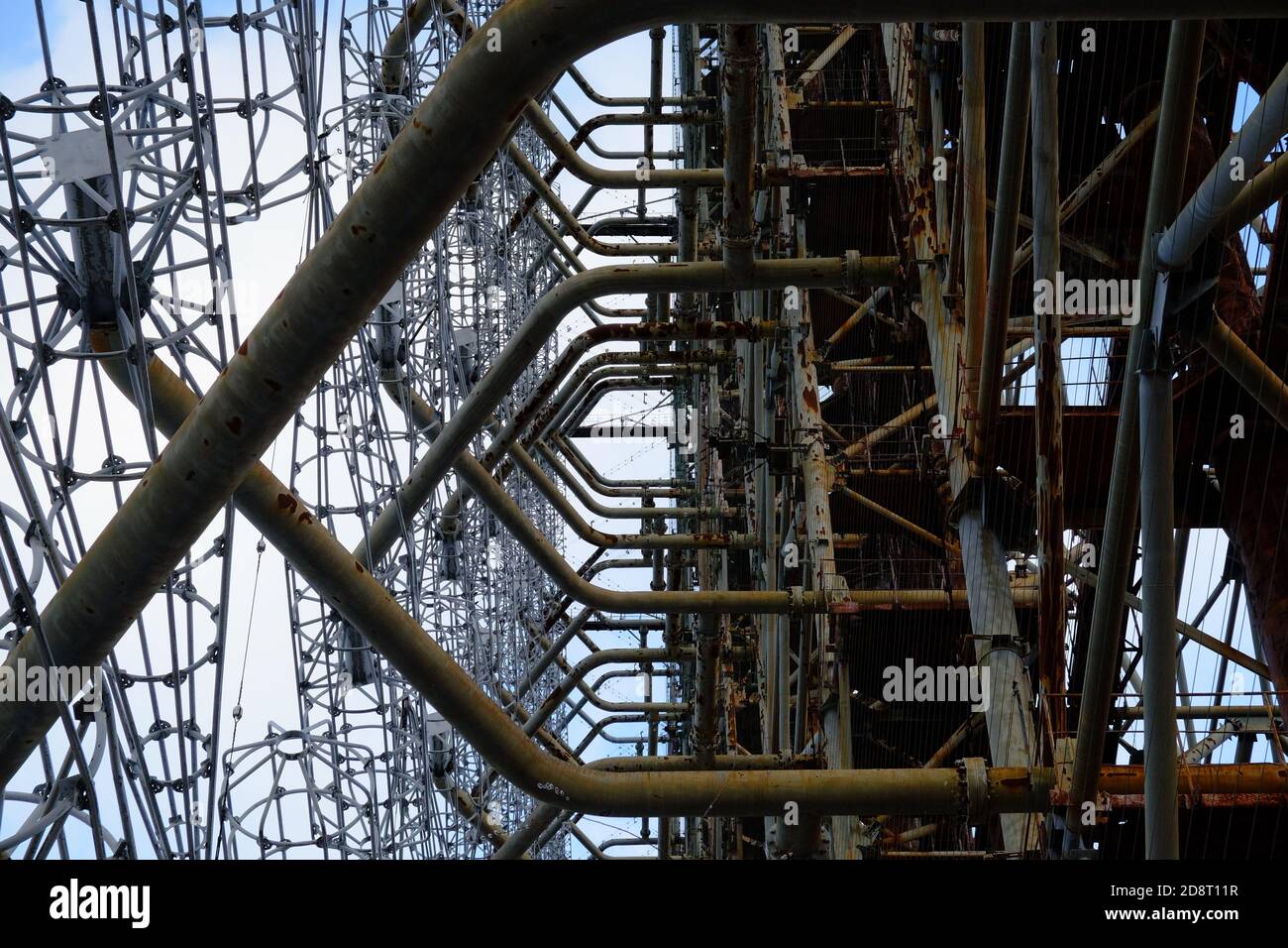 Duga est une station radar soviétique à l'horizon pour un système de détection précoce des lancements d'ICBM. Banque D'Images