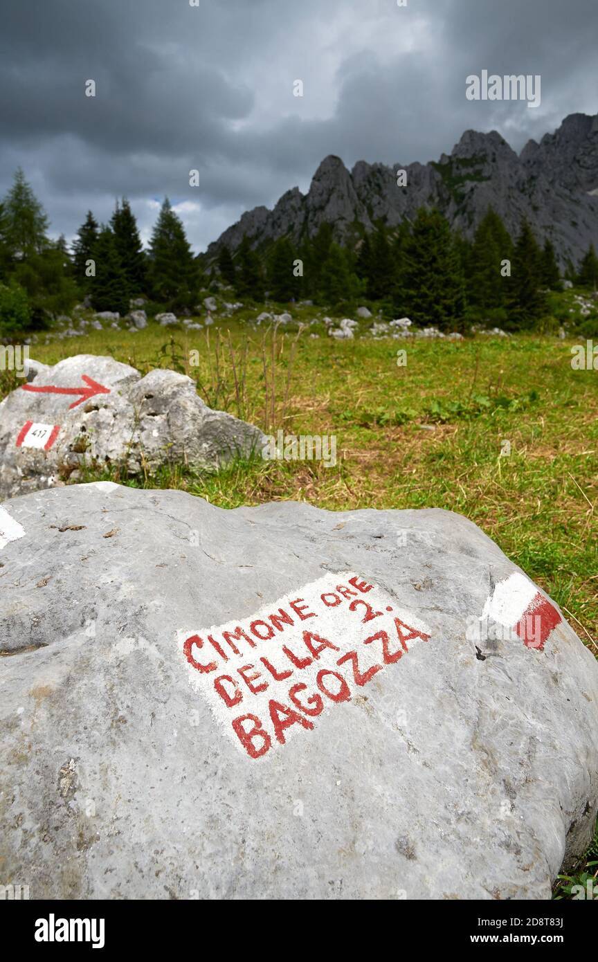 Schilpario (BG), Valle di Scalve, Italie, le sentier vers le Mont Cimone della Bagozza Banque D'Images