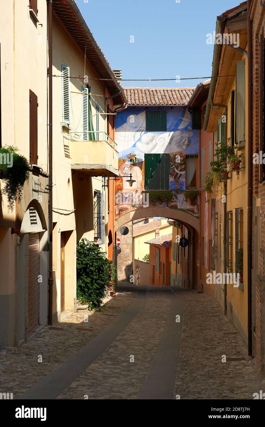 Dozza (Bo), Italie, une maison particulièrement peinte Banque D'Images