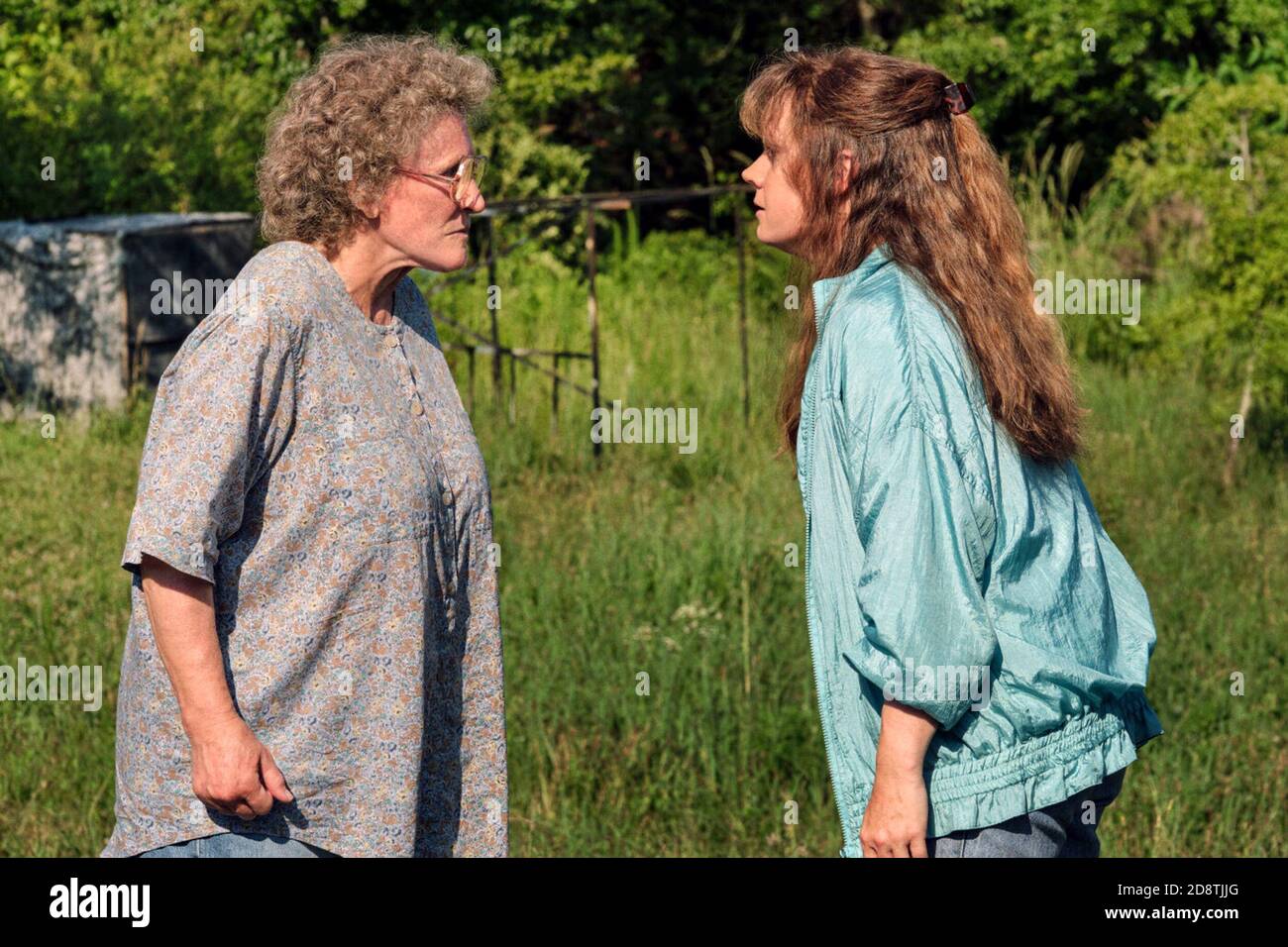 Hillbilly Elegy est un film dramatique américain à venir réalisé par Ron Howard, à partir d'un scénario écrit par Vanessa Taylor, basé sur le mémoire de 2016 du même nom écrit par J.D. Vance. Les stars du film Glenn Close, Amy Adams, Gabriel Basso, Haley Bennett, Freida Pinto, Bo Hopkins et Owen Asztalos. Cette photographie est à usage éditorial exclusif et est le droit d'auteur de la compagnie de film et/ou le photographe assigné par la compagnie de film ou de production et ne peut être reproduite que par des publications en conjonction avec la promotion du film ci-dessus. Un crédit obligatoire pour la société de cinéma est requis. T Banque D'Images