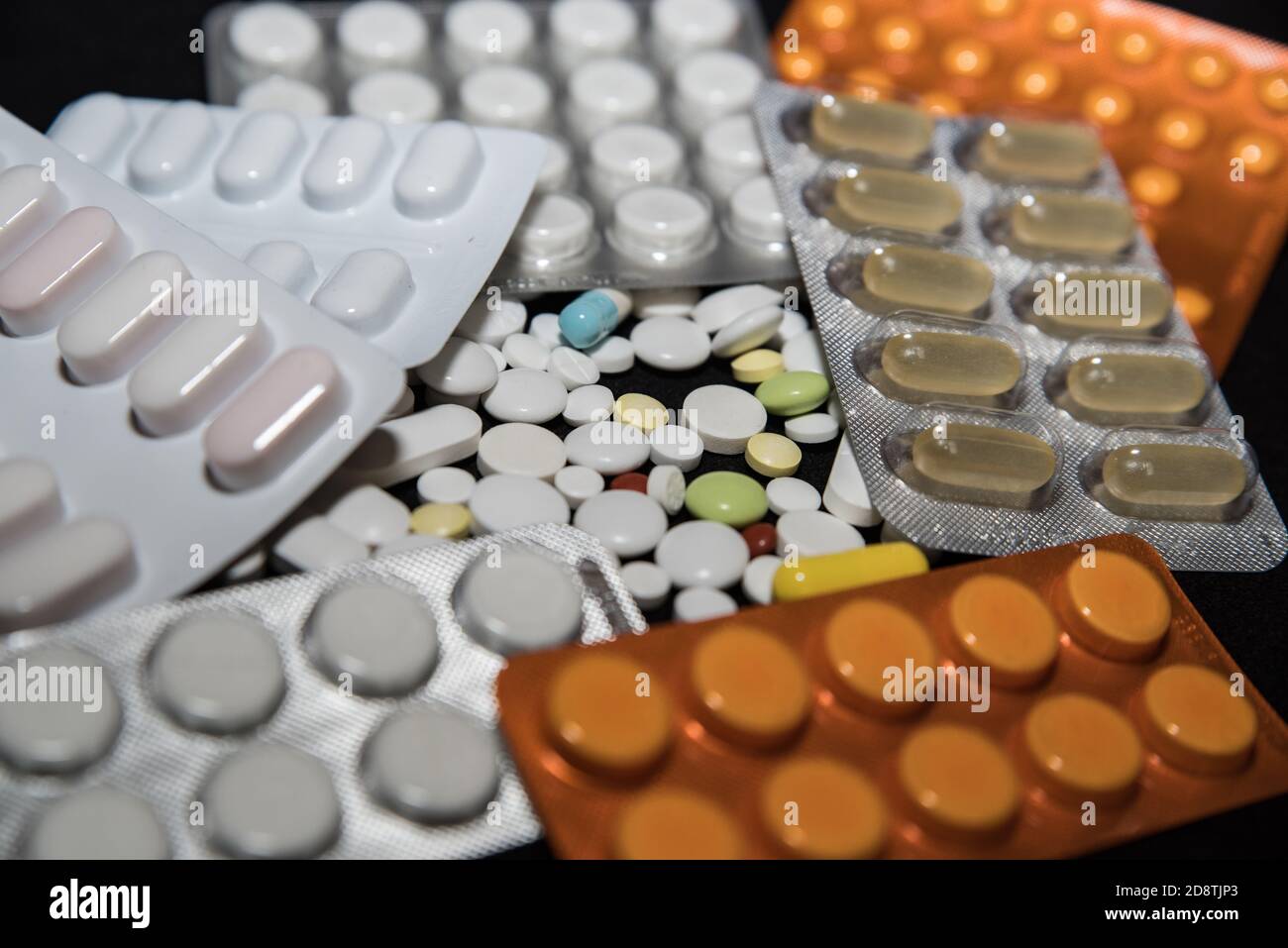 Bouquet de médicaments et de pilules dans les plaquettes thermoformées Banque D'Images