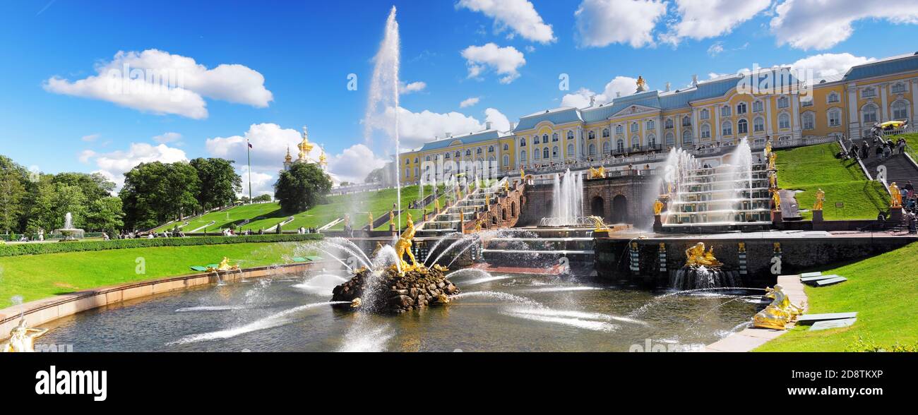 Saint-Pétersbourg est une ville portuaire russe sur la mer Baltique. C'était la capitale impériale depuis 2 siècles, fondée en 1703. Banque D'Images