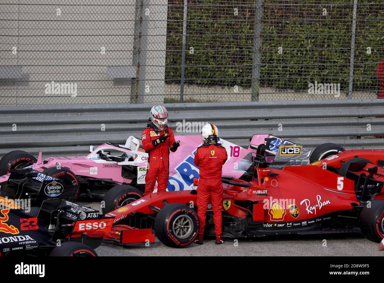 Imola, Italie. 1er novembre 2020. LECLERC Charles (mco), Scuderia Ferrari SF1000, VETTEL Sebastian (ger), Scuderia Ferrari SF1000, portrait pendant les Émirats de Formule 1 Gran Premio dell'emilia Romagna 2020, Emilia Romagna Grand Prix, du 31 octobre au 1er novembre 2020 sur l'Autodromo Internazionale Enzo e Ferrari Dino, à Imola, Italie - photo DPPI crédit: LM/DPPI/DPPI/Alamy Live News Banque D'Images