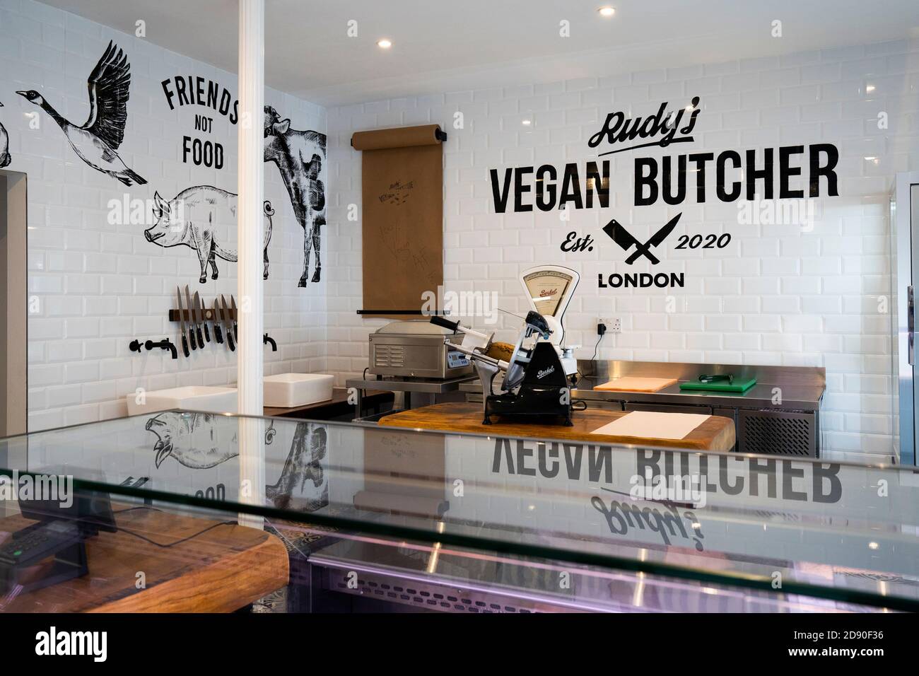 Rudys Vega Butcher Delicatessen ouvre à Islington Londres. Banque D'Images