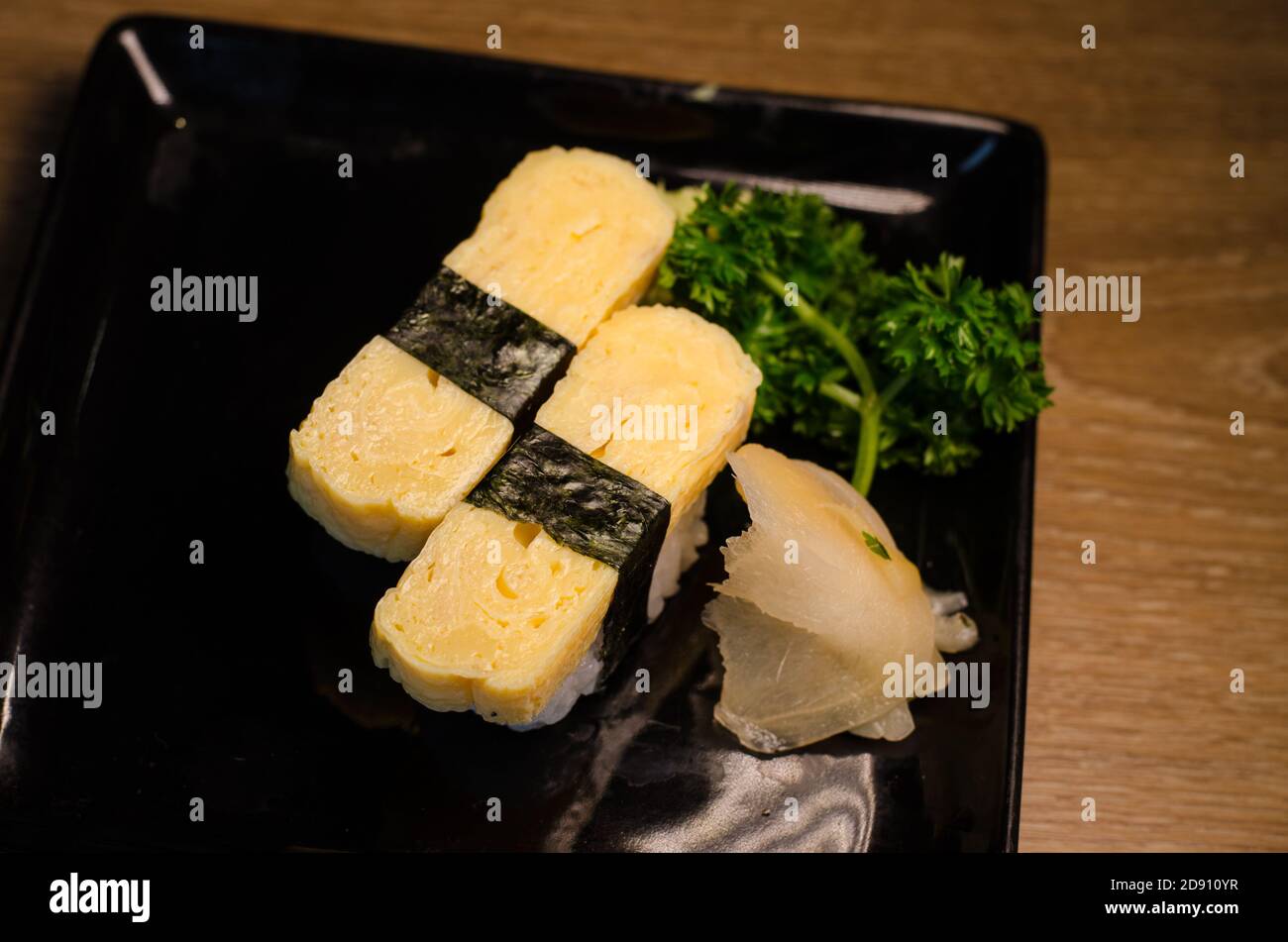 sushi oeuf Banque D'Images