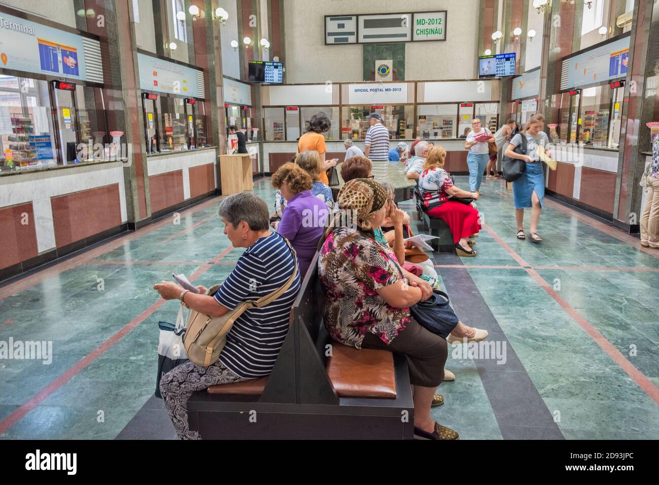 À l'intérieur du bureau de poste, Chisinau, Moldova Banque D'Images