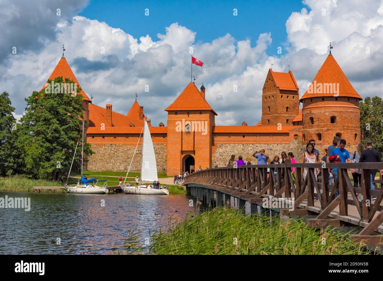 Château de l'île Trakai sur le lac Galve, Lituanie Banque D'Images