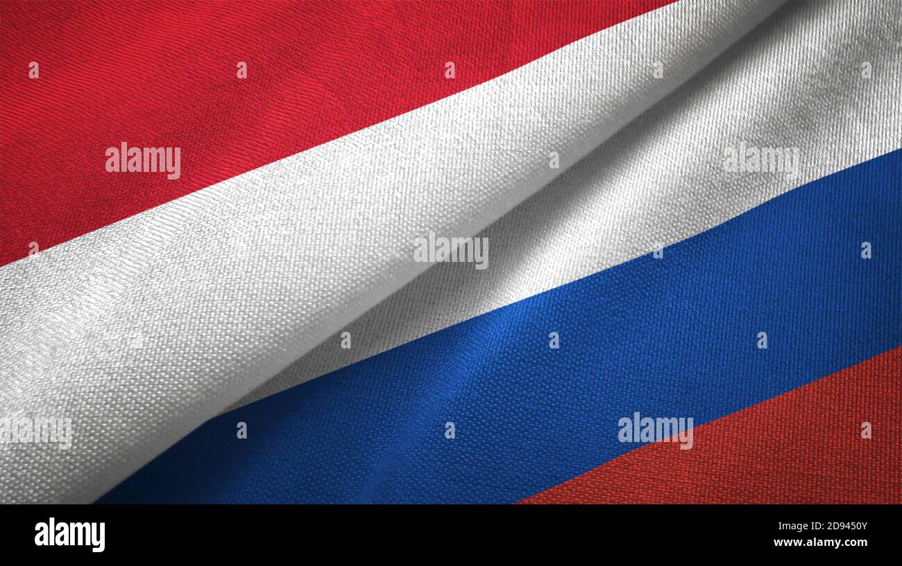 Indonésie et Russie deux drapeaux tissu textile, texture de tissu Banque D'Images
