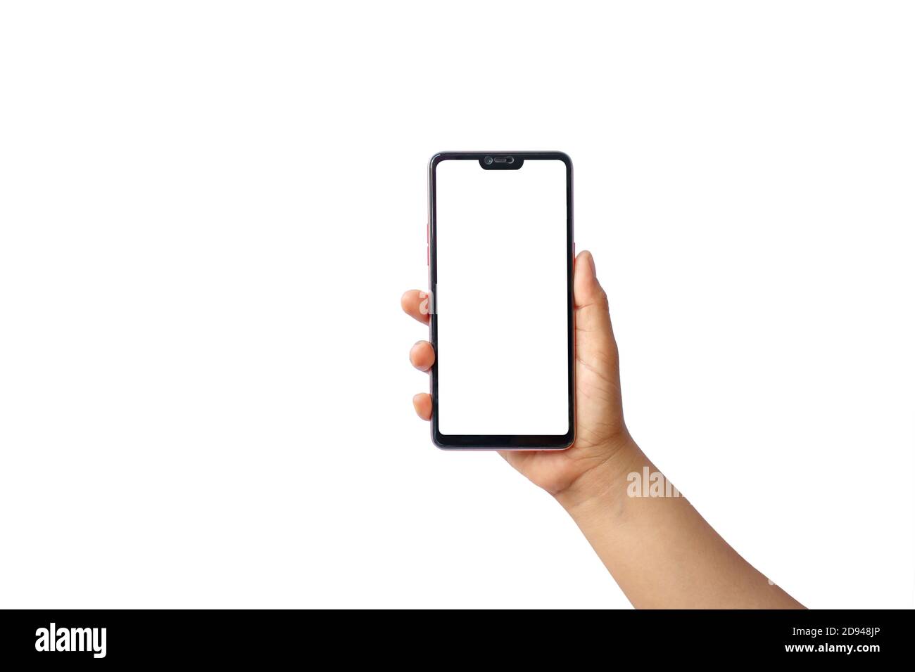 Homme main tenant un smartphone noir avec un écran vierge isolé sur fond blanc, masque. Banque D'Images