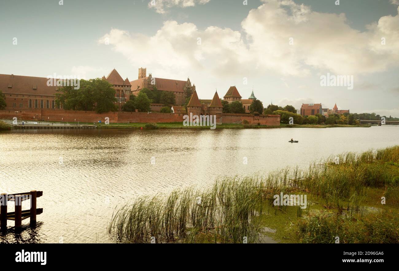 Panorama du château médiéval de Malbork, Pologne Banque D'Images