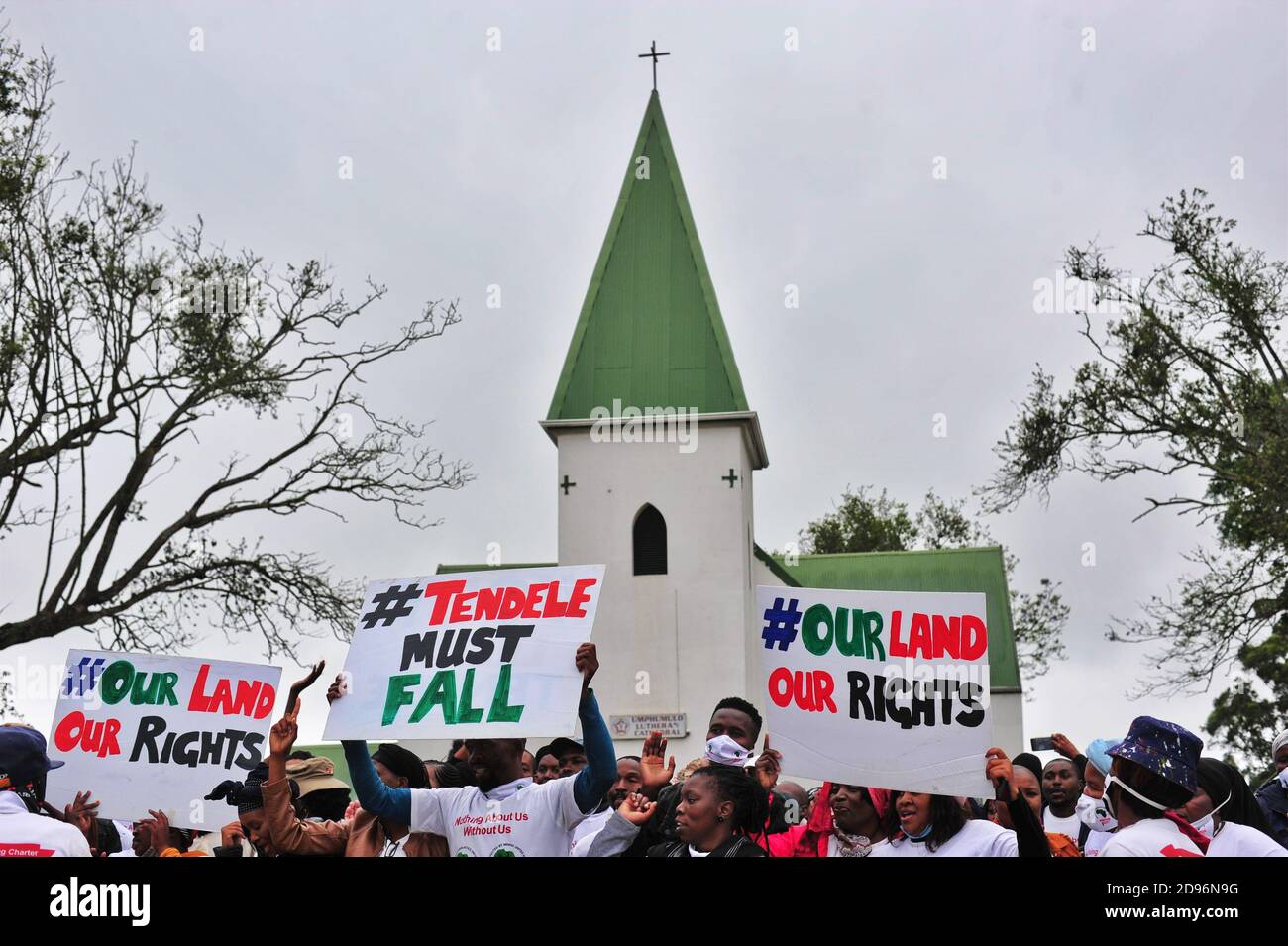 L'activiste Fikile Ntshangase qui a été tué par des hommes armés inconnus à Sa maison a été enterrée à KwaMaphumulo Banque D'Images