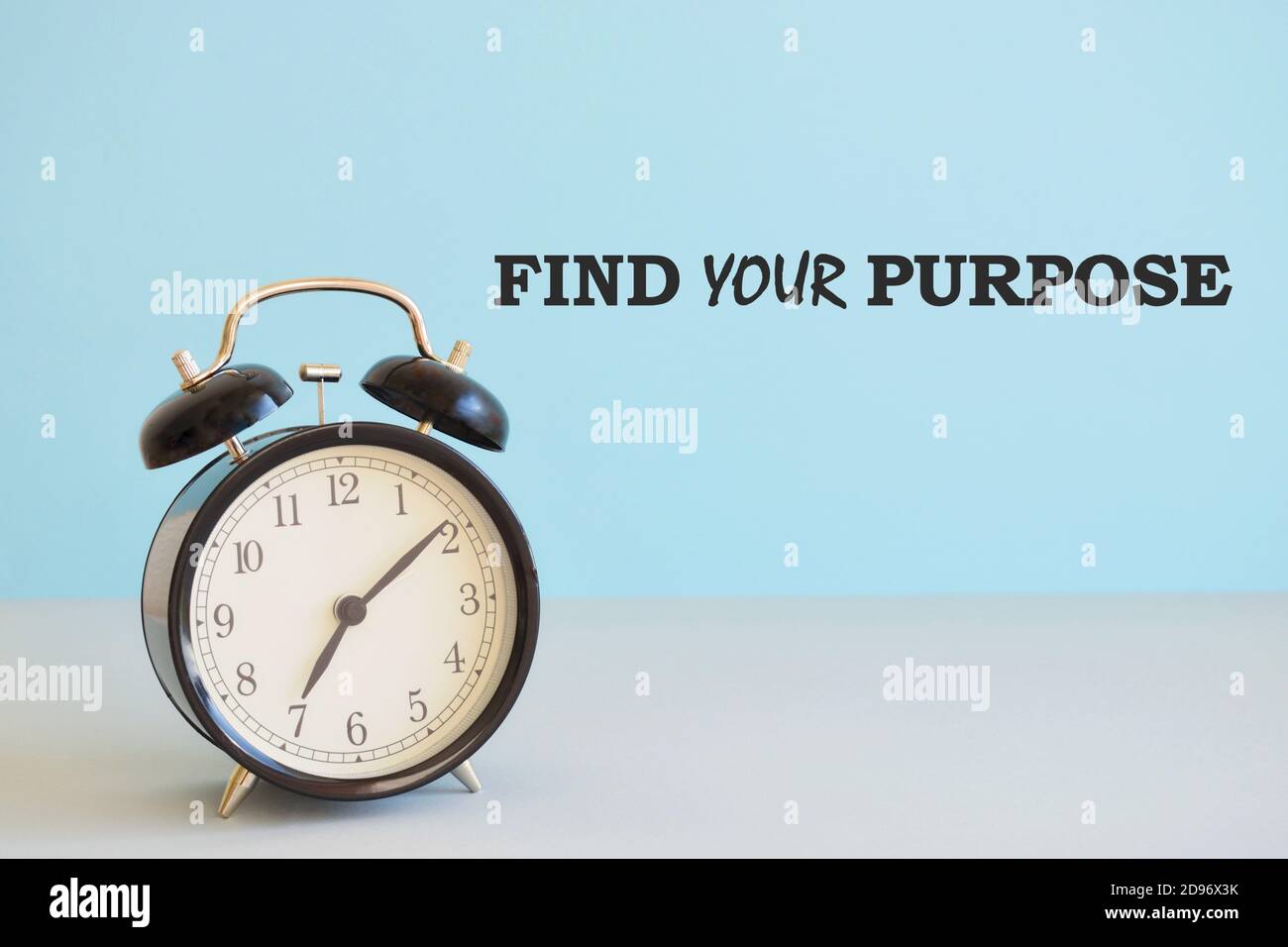 Trouvez votre but, rappel motivationnel.photo d'affaires présentant la raison pour quelque chose Est terminé ou pour lequel il existe toujours réveil en regard de A papier s Banque D'Images