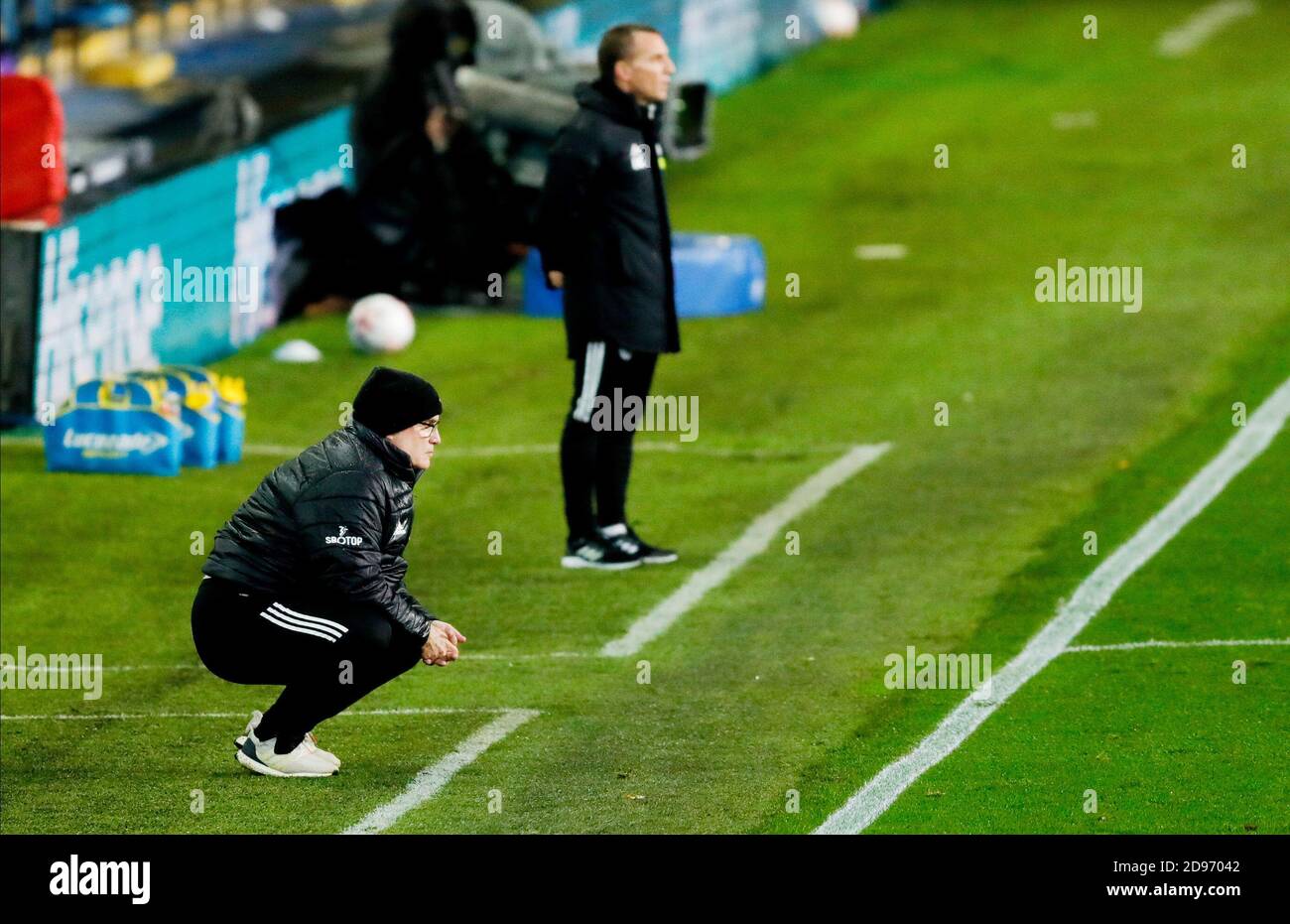 Leeds, Royaume-Uni. 2 novembre 2020. Leeds United Manager Marcelo Bielsa lors du championnat d'Angleterre de football de la Premier League entre Leeds United et Leicester City le 2 novembre 2020 à Elland Road à Leeds, Angleterre - photo Simon Davies/ProSportsImages/DPPI/LM crédit: Paola Benini/Alay Live News Banque D'Images