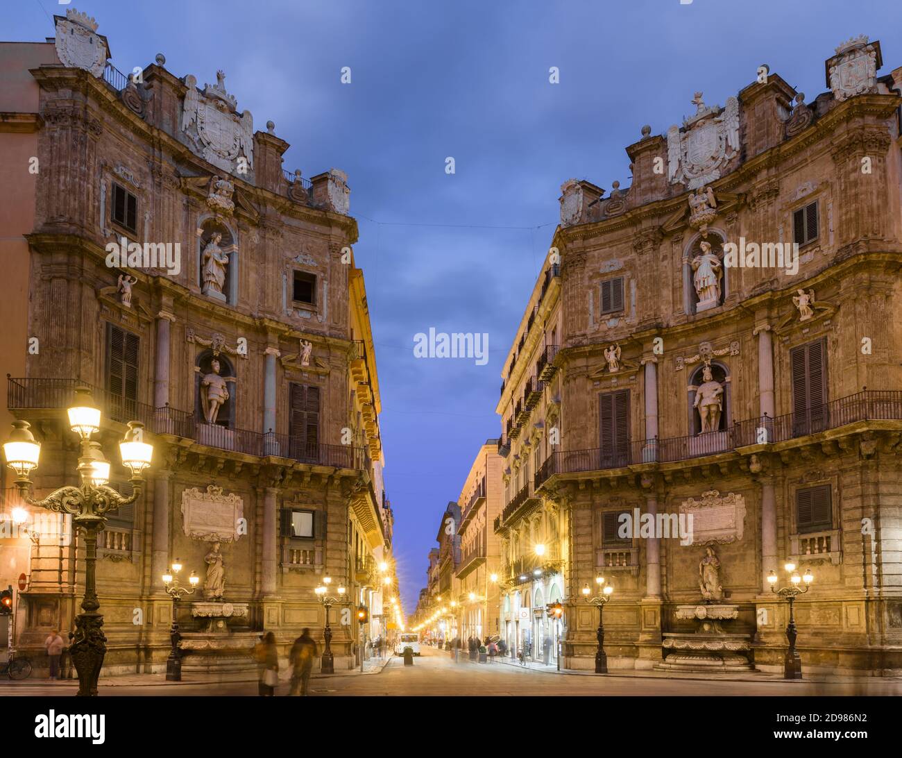 Quattro Canti, Piazza Vigliena à Palerme, Sicile, Italie Banque D'Images