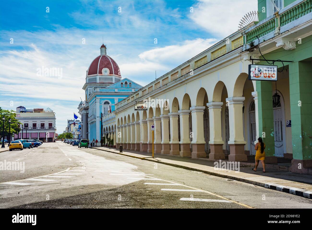Côté sud du parc José Martí avec Palacio de Gobierno - Palais du Gouvernement - Hôtel de ville et Musée provincial, Cienfuegos, Cuba, Amérique latine et Banque D'Images