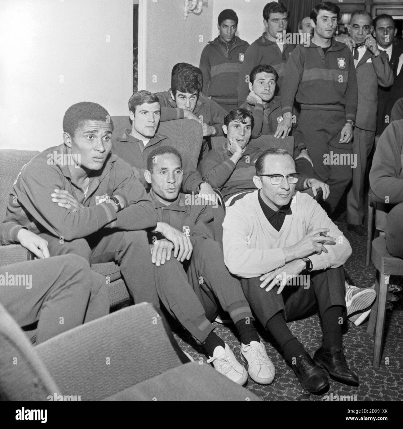 Football world cup 1966 portugal Banque de photographies et d’images à