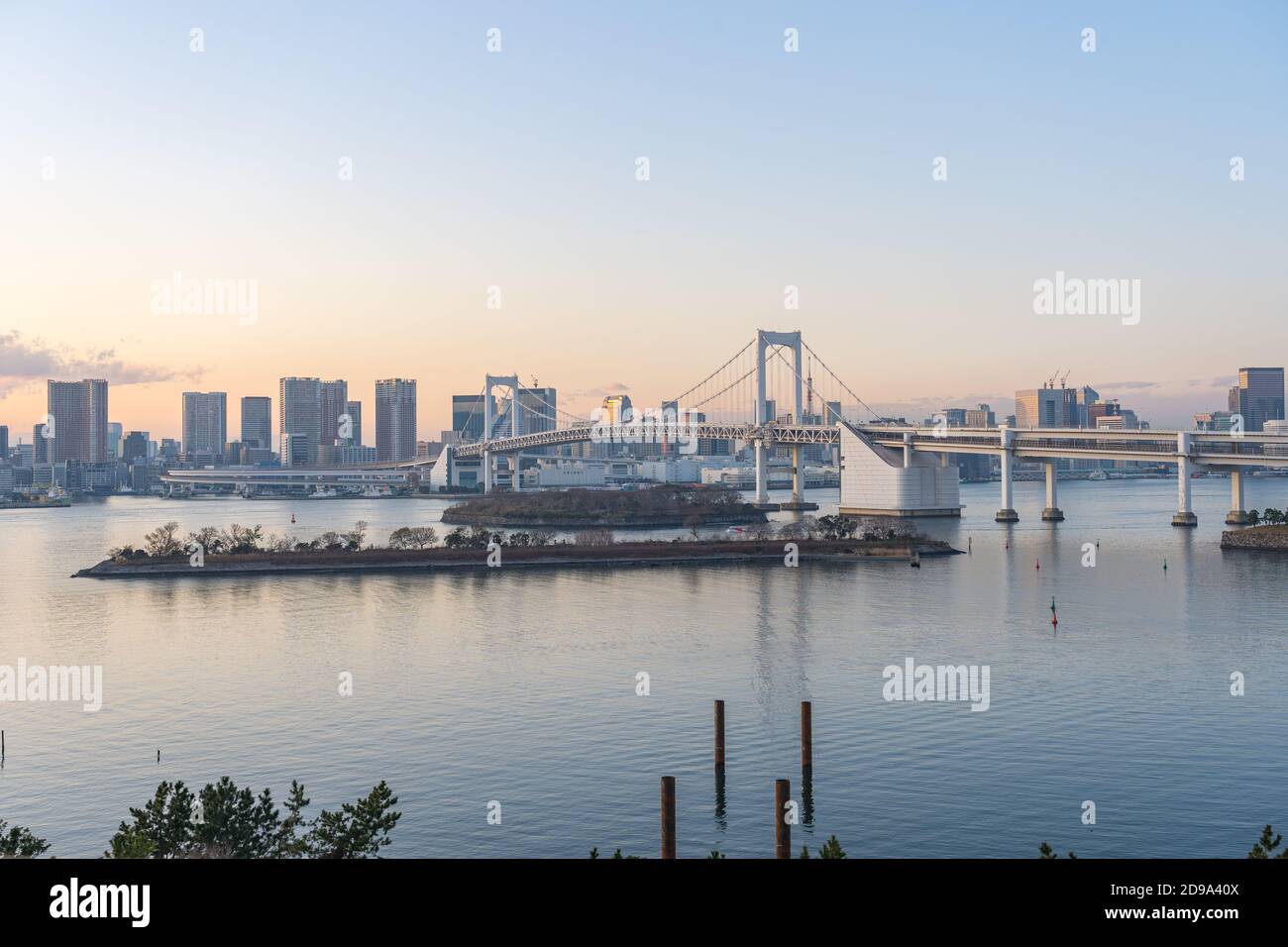 Vue panoramique de Tokyo avec vue sur la baie de Tokyo au Japon. Banque D'Images