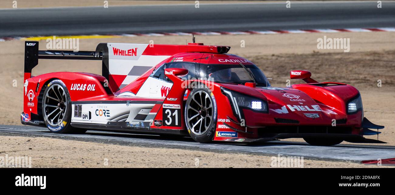 Nov 01 2020 Monterey, CA, États-Unis Whelen Engineering Racing # 31 pilotes F. Nasr / P. Derani va dans le tour 6 pendant le Championnat Hyundai Monterey Sports car à WeatherTech Laguna Seca Monterey, CA Thurman James / CSM Banque D'Images