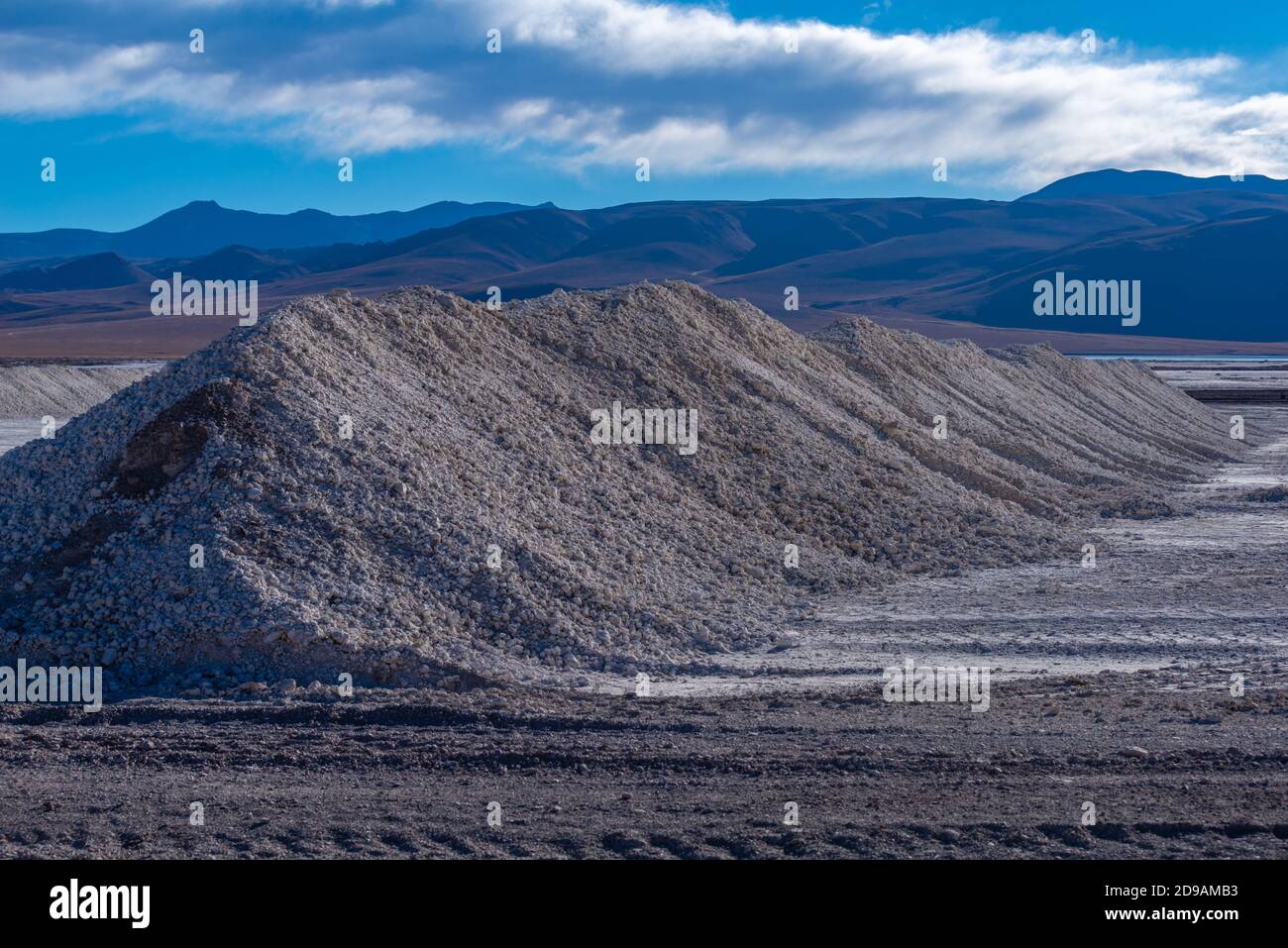 Extraction de bauxite près de la ville de Kapina, sud-ouest de la Bolivie, sud de l'Altiplano, district de Potosí, Bolivie, Amérique latine Banque D'Images