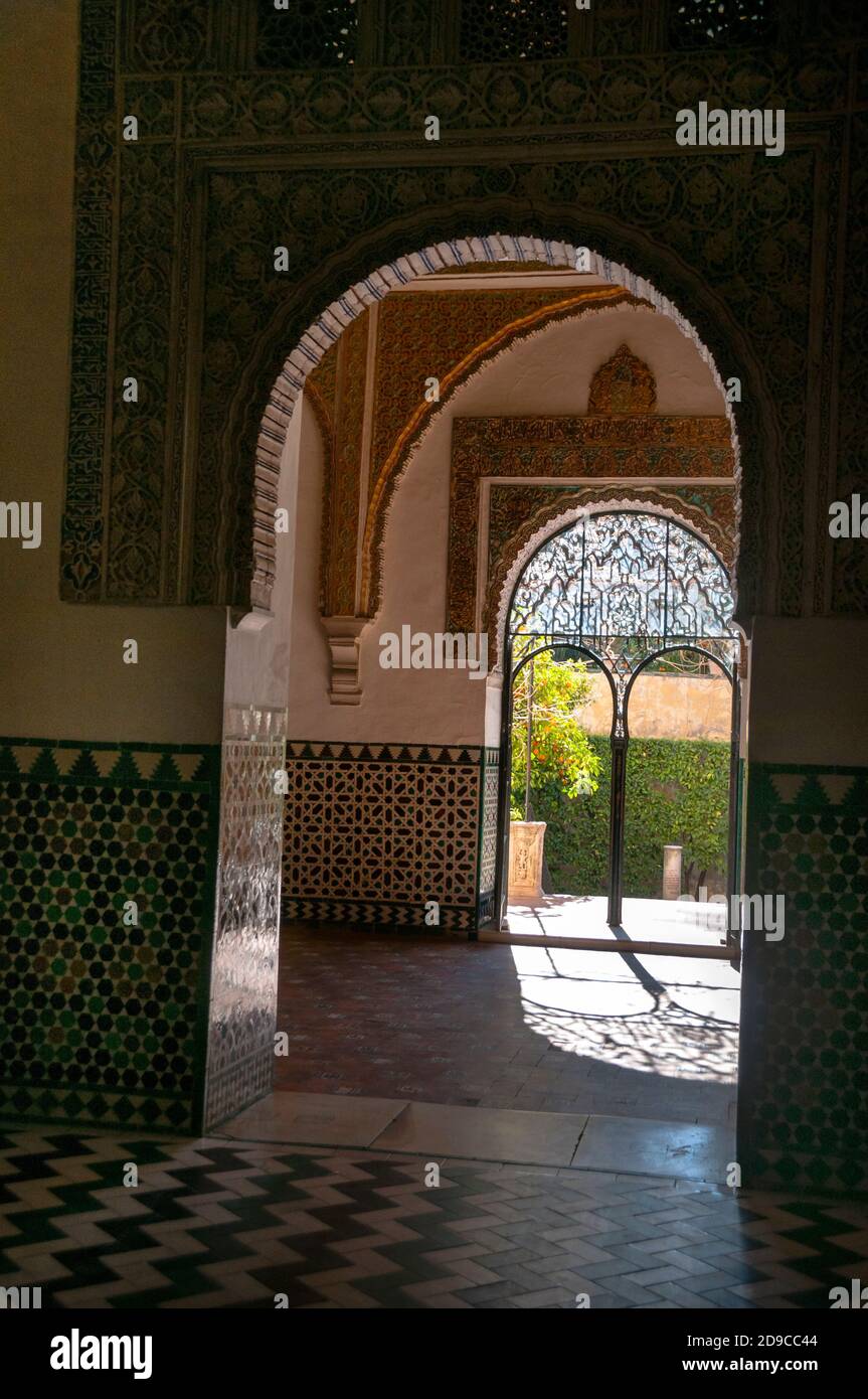 Arabesque Eléments autour d'une étoile de David au Alcázar à Séville, Espagne. Banque D'Images