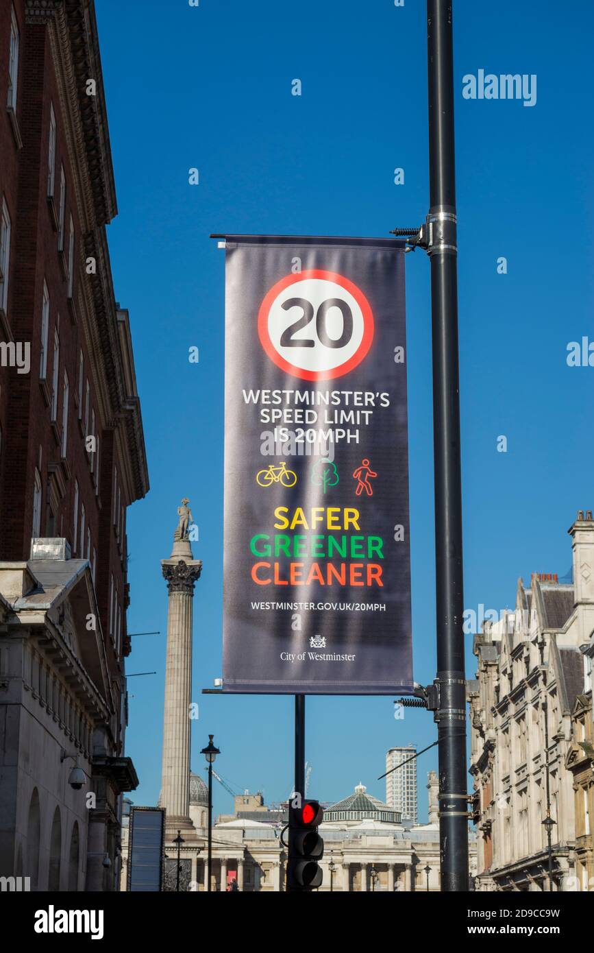 Limite de vitesse de 20 km/h à Westminster, Londres, Royaume-Uni. panneau vitesse maximale de 20 miles par heure. Limite de vitesse maximale réduite, zone d'apaisement de la circulation Banque D'Images