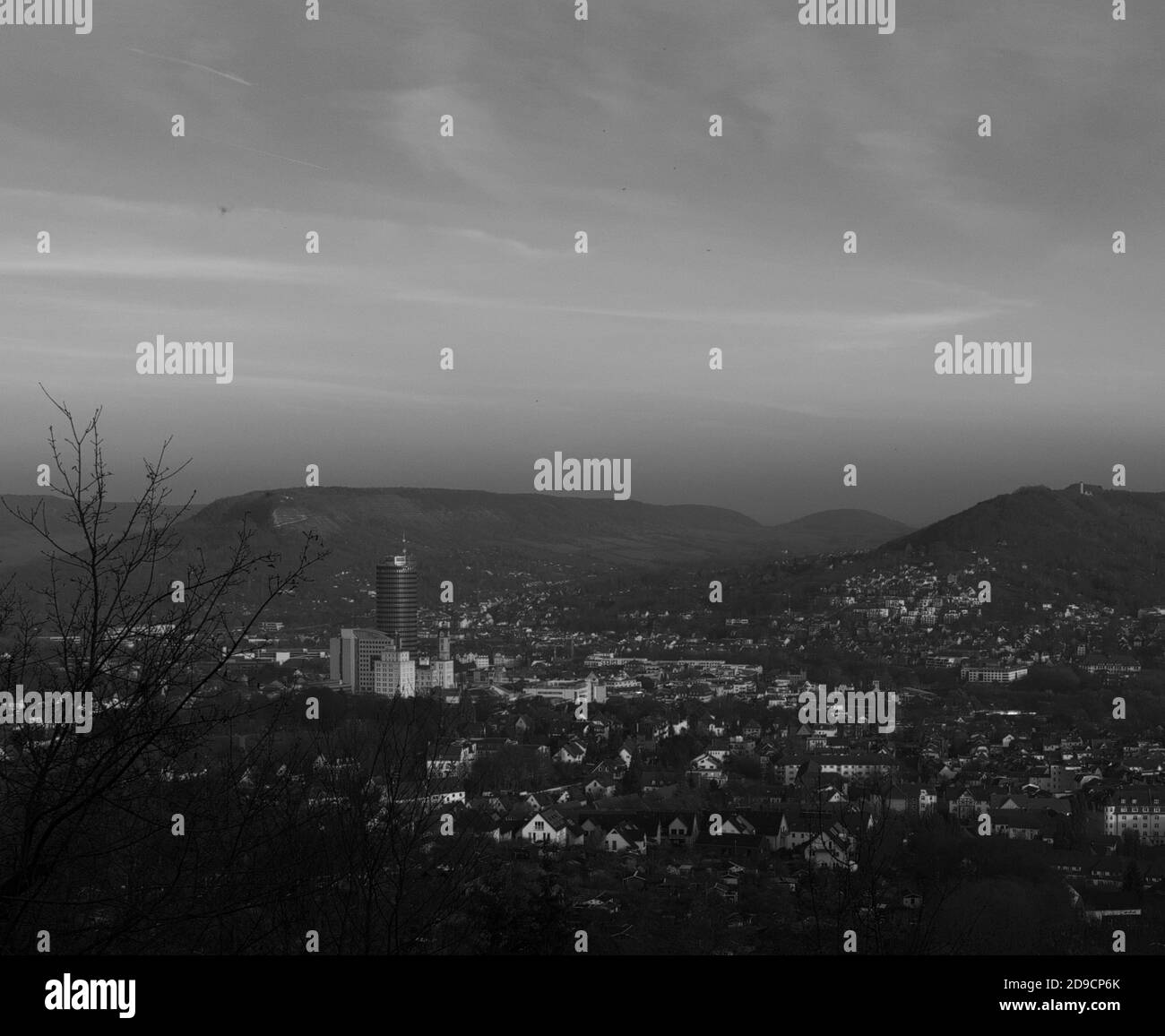 Paysage de Thuringe en noir et blanc à un point de vue sur jena Banque D'Images