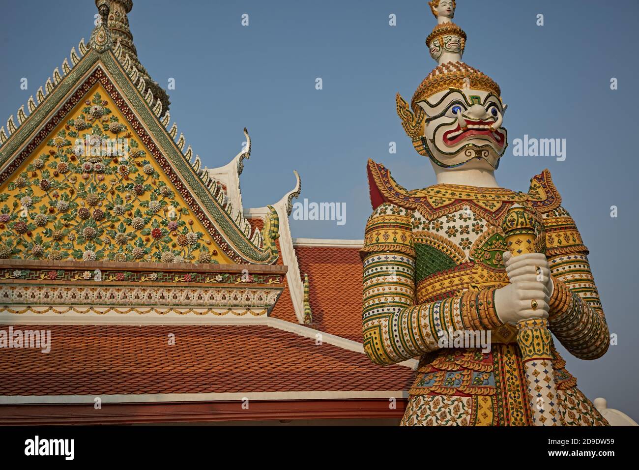 Bangkok, Thaïlande, mars 2016. À l'extérieur de Wat Arun, le temple de l'aube. Banque D'Images