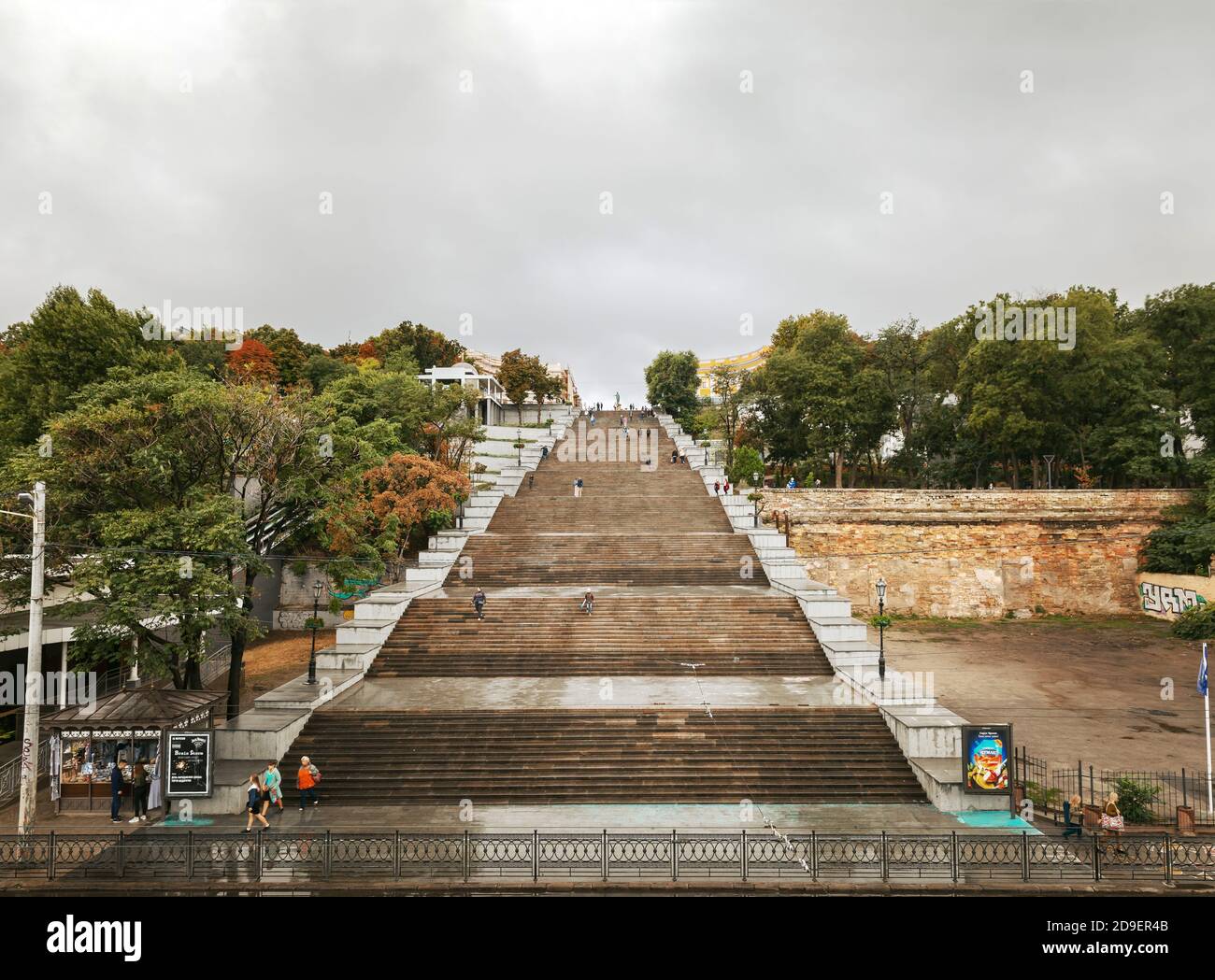 Odessa, Ukraine - 10 septembre 2018 : l'escalier de Potemkin est un escalier géant à Odessa. Les escaliers sont considérés comme une entrée formelle dans la ville depuis la direction Banque D'Images