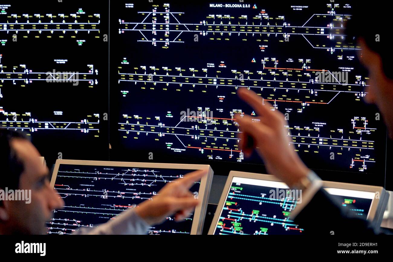 La salle de contrôle des trains à grande vitesse de la gare centrale, à