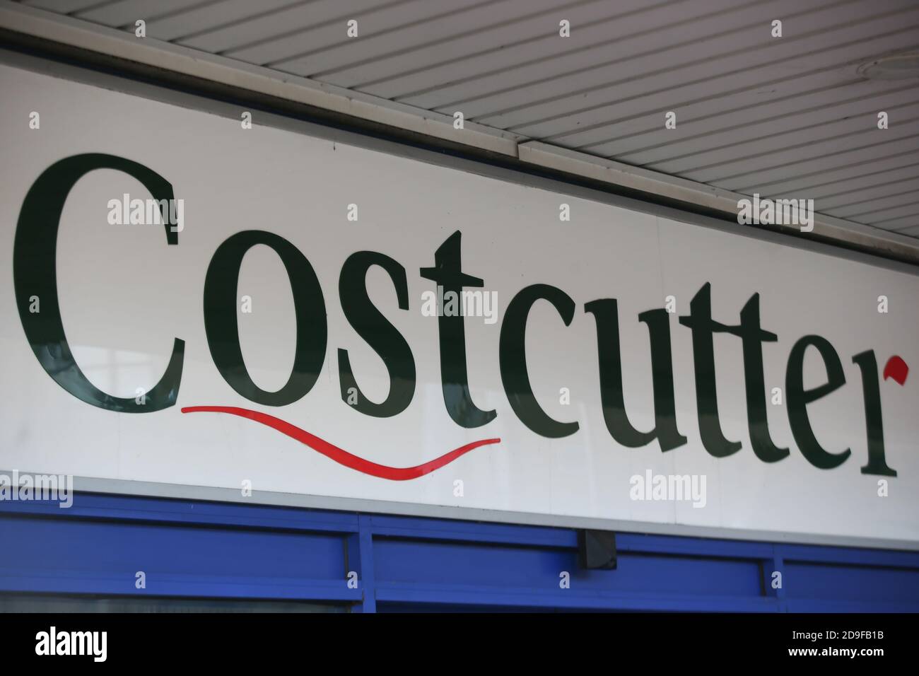 Panneau Costcutter, Kingston upon Thames, Surrey Banque D'Images