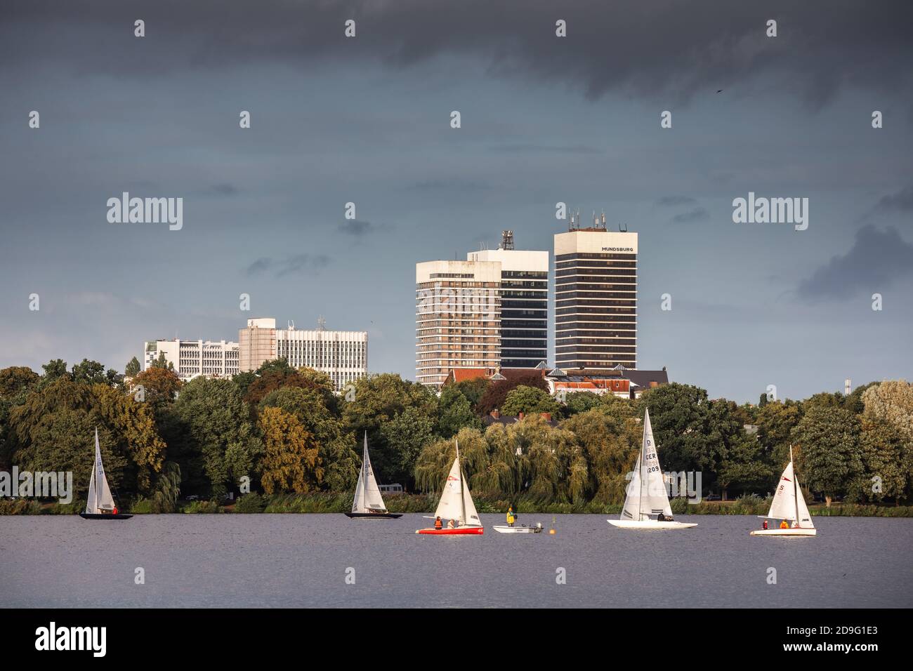 Lac Aussen-Alster à Hambourg, Allemagne Banque D'Images