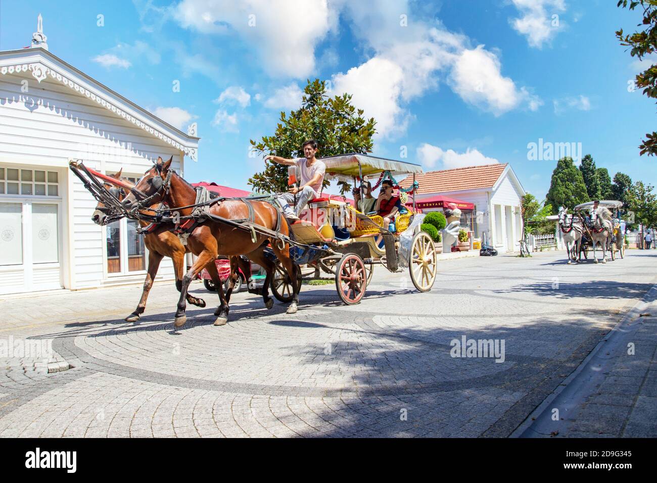 BUYUKADA, TURQUIE, JULLY 26 2019, cheval et calèche aux îles Princes Buyuk ada, Istanbul, Turquie. Visite de Phaeton dans les îles Prince. Turc connu sous le nom Banque D'Images
