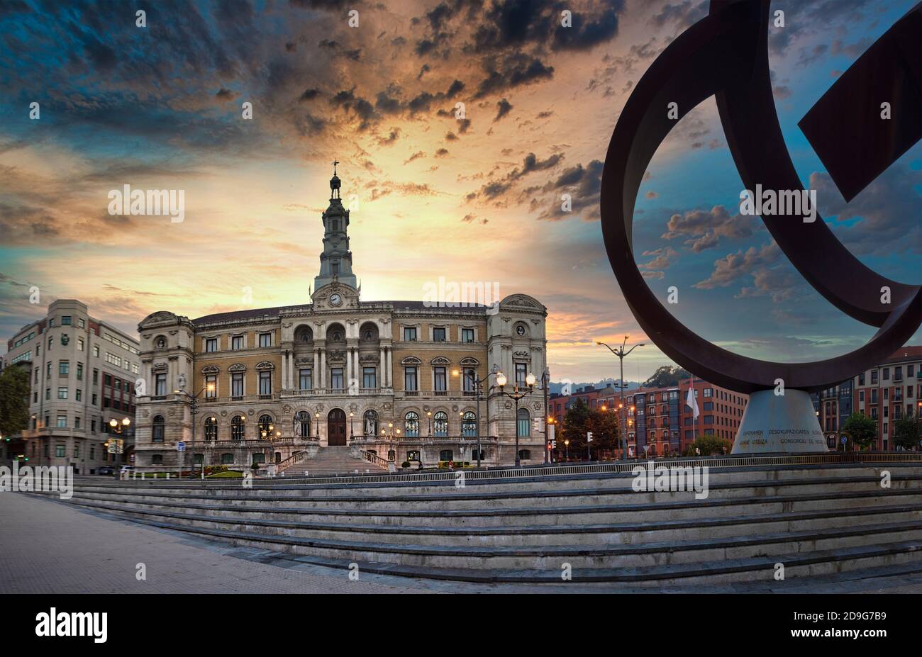 Hôtel de Ville (Ayuntamiento de Bilbao), Ernesto Erkoreka Plaza, Bilbao, Pays Basque, Espagne Banque D'Images