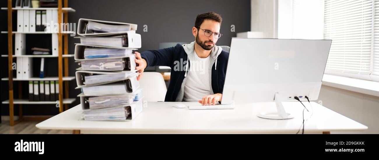 Logiciel de document de facture de taxe E et transformation numérique Banque D'Images