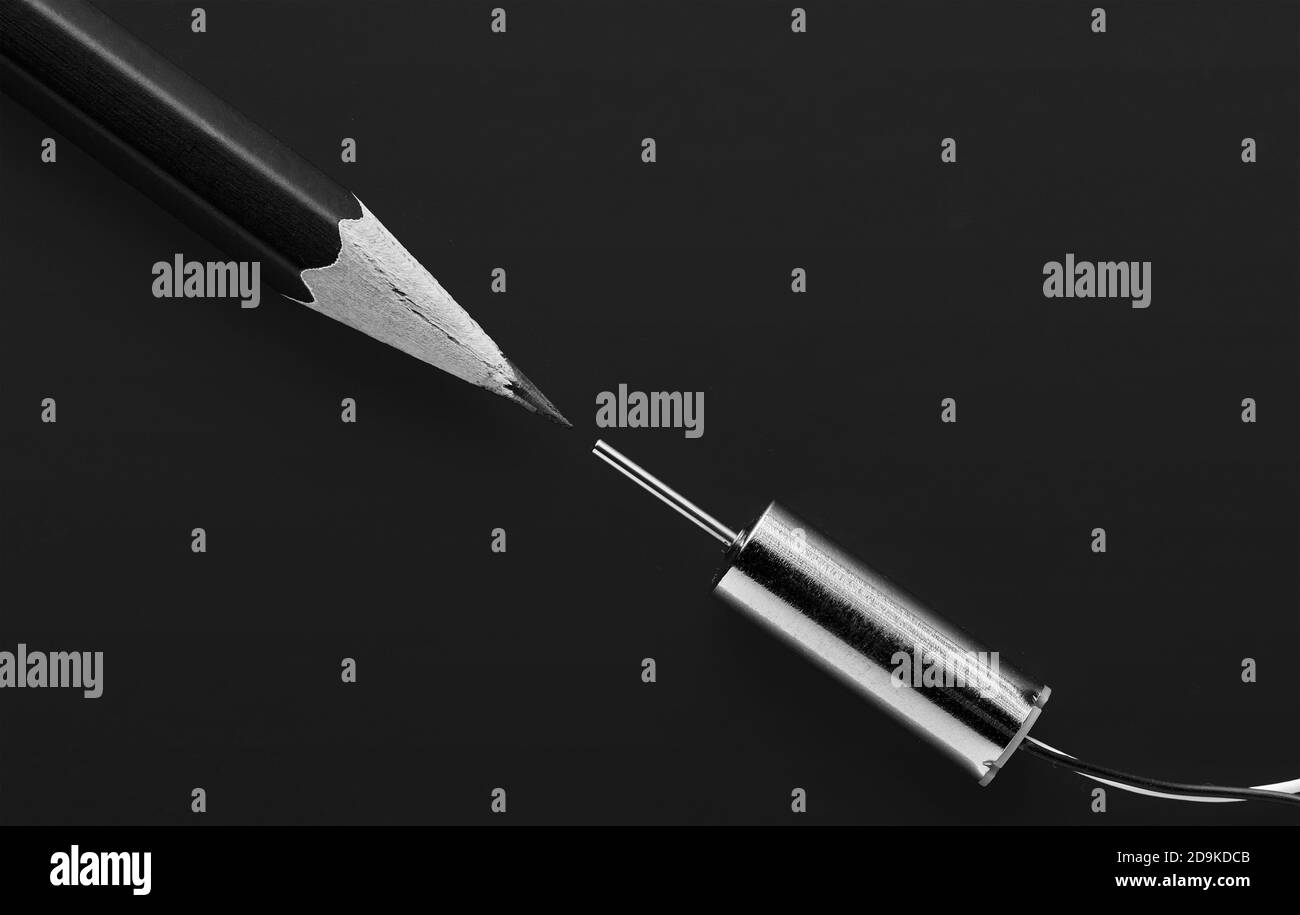 Moteur électrique miniature. Entraînement de jouets, modélisation d'aéronefs. Banque D'Images