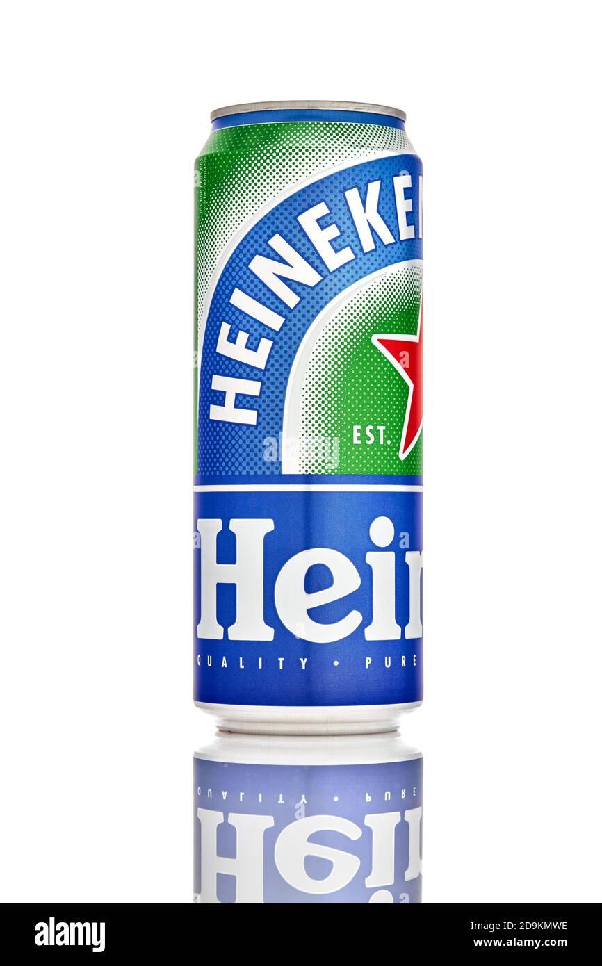Canette de Heineken 0.0 bière sans alcool isolée sur fond blanc, produite par la société hollandaise Heineken International. 21.06.2019, Rostov Banque D'Images