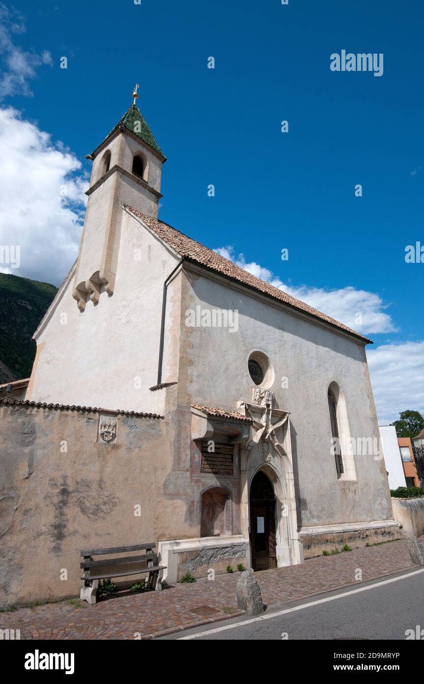 Hôpital Église du Saint-Esprit, Laces, Vallée de Venosta (Vinschgau), Bolzano, Trentin-Haut-Adige, Italie Banque D'Images
