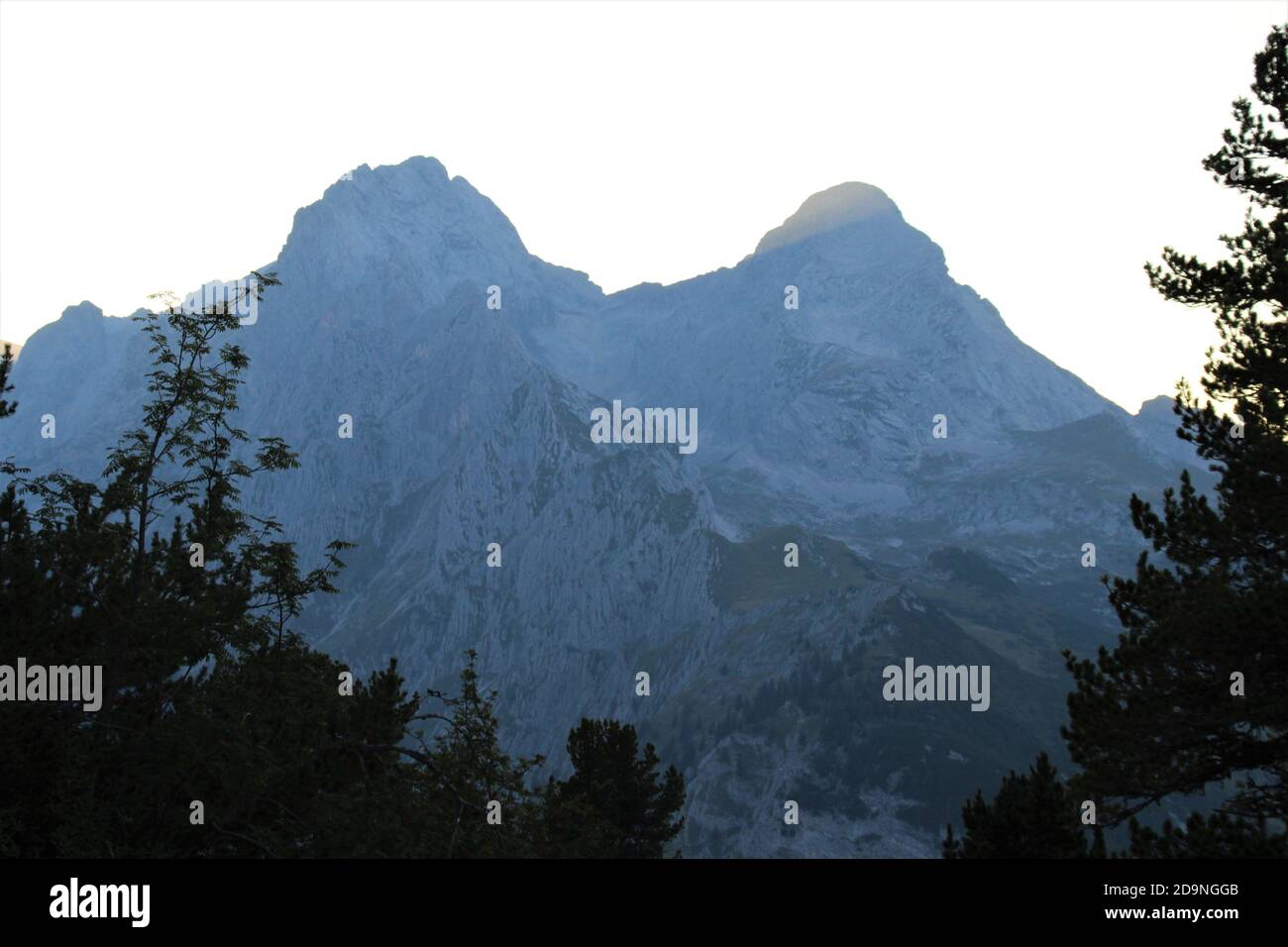 Sur le chemin de la maison royale sur Schachen, Allemagne, Bavière, Haute-Bavière, Garmisch-Partenkirchen Banque D'Images