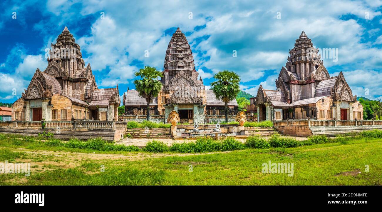 Panorama du temple de Suwannaram Patong près de Thaweesin Hot Spring, province de Chiang Rai, Thaïlande Banque D'Images