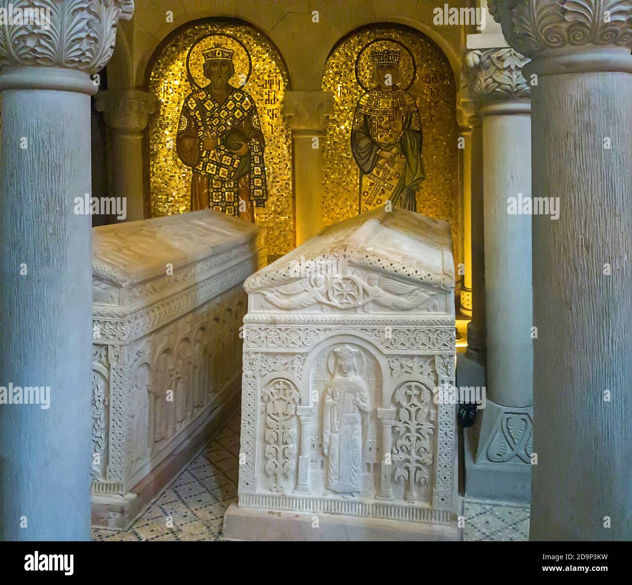 Tombes du roi Mirian et de sa femme Nana dans l'église de Samtavro, Mtskheta, Géorgie Banque D'Images