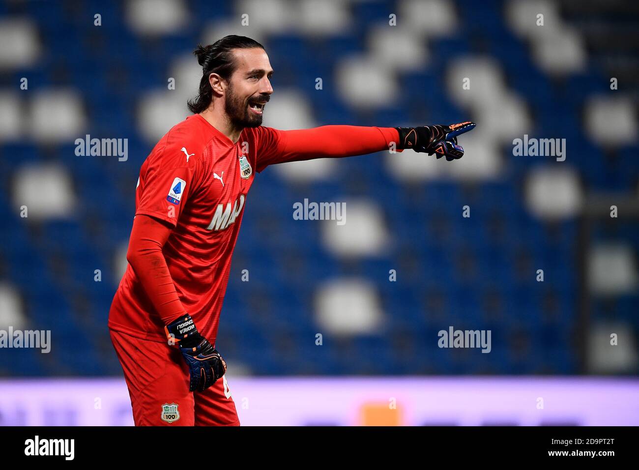 Reggio Emilia, Italie - 06 novembre 2020 : Andrea Consigli de US Sassuolo gestes pendant la série UN match de football entre US Sassuolo et Udinese Calcio. Le match s'est terminé par 0-0 ficelage. Credit: Nicolò Campo/Alay Live News Banque D'Images