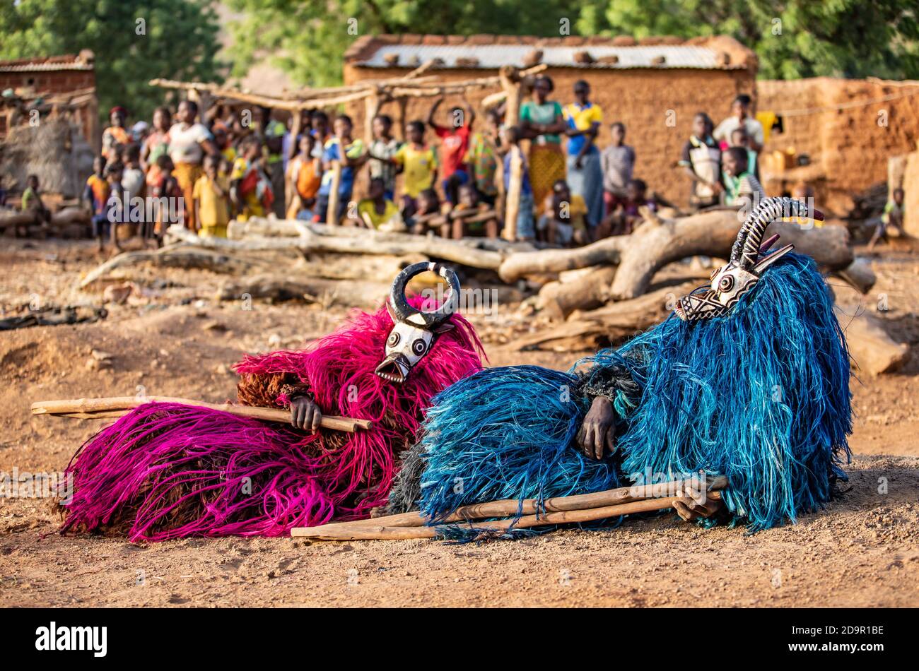 Danse avec des masques animaux du peuple Bwa, Burkina Faso Banque D'Images
